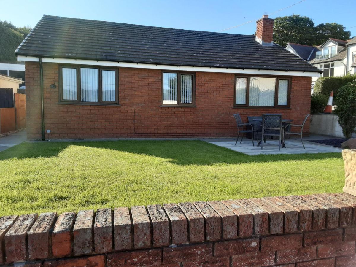 3-Bed Bungalow Near Conwy Valley Close To Castle โคลวินเบย์ ภายนอก รูปภาพ