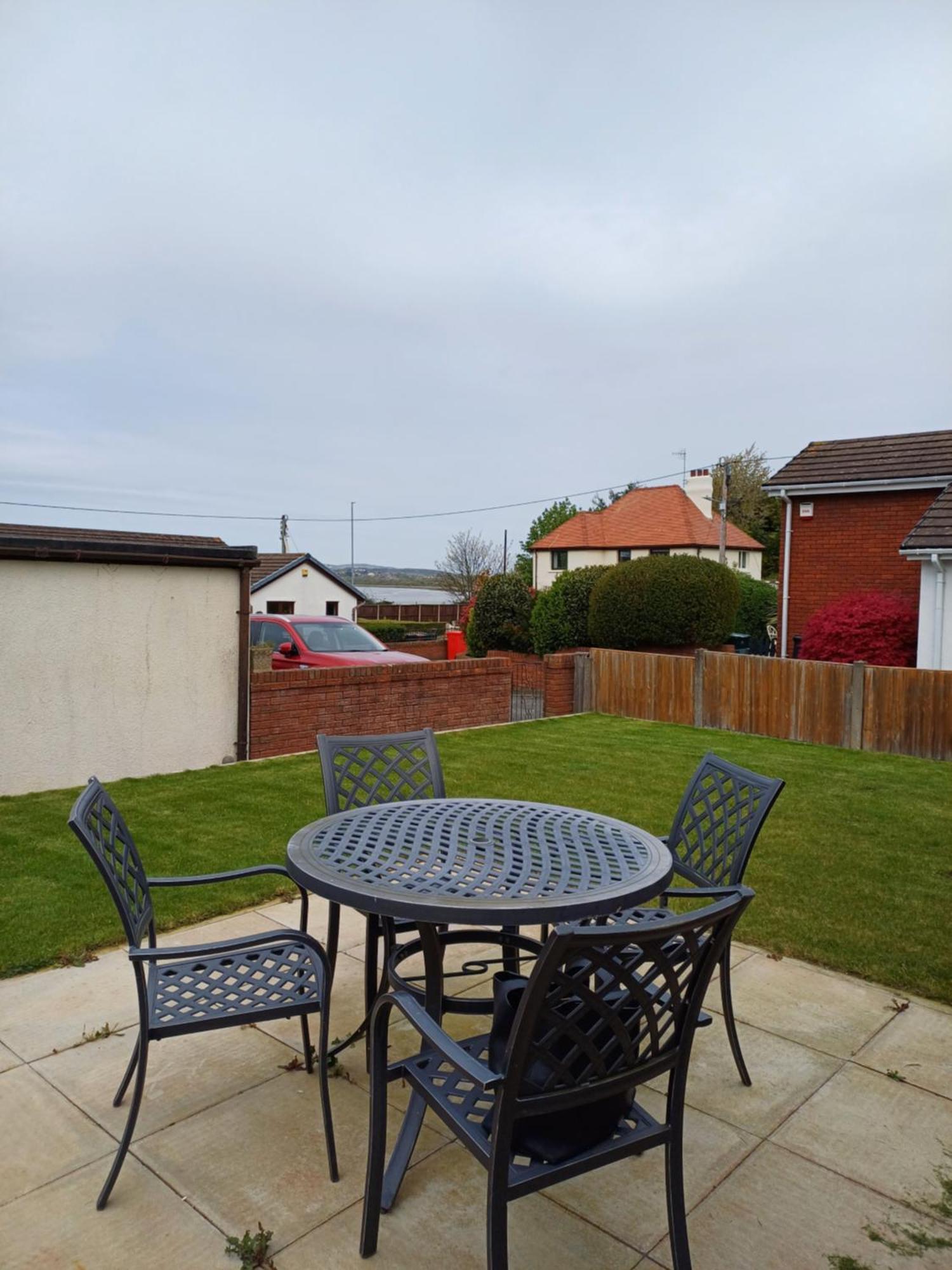 3-Bed Bungalow Near Conwy Valley Close To Castle โคลวินเบย์ ภายนอก รูปภาพ