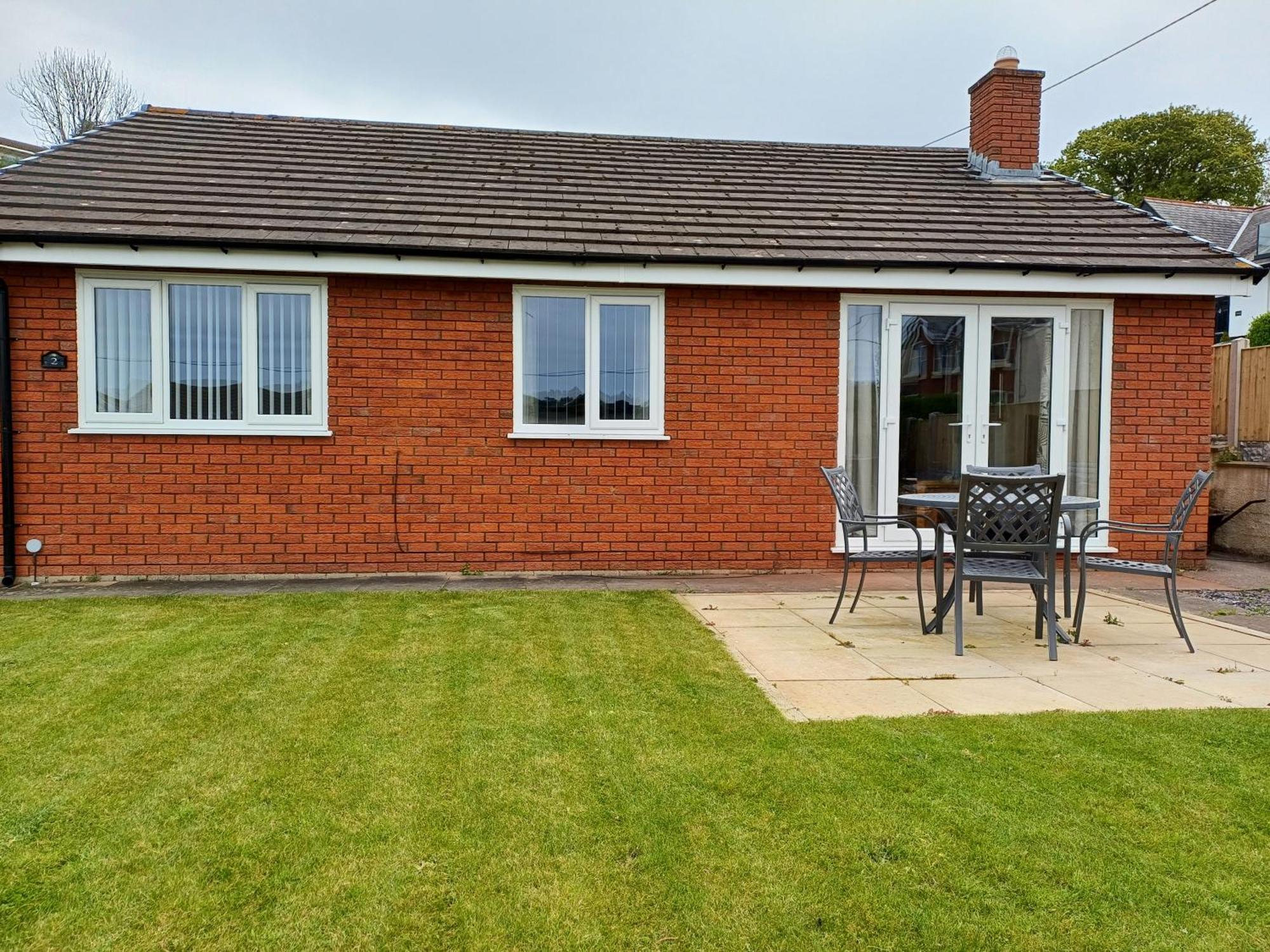 3-Bed Bungalow Near Conwy Valley Close To Castle โคลวินเบย์ ภายนอก รูปภาพ